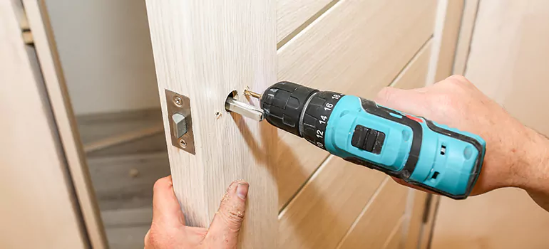 Old Door Knob Repair in Egypt Lake-Leto, FL