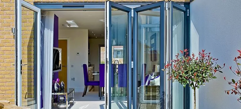 Commercial Door Glass Repair in Egypt Lake-Leto, FL